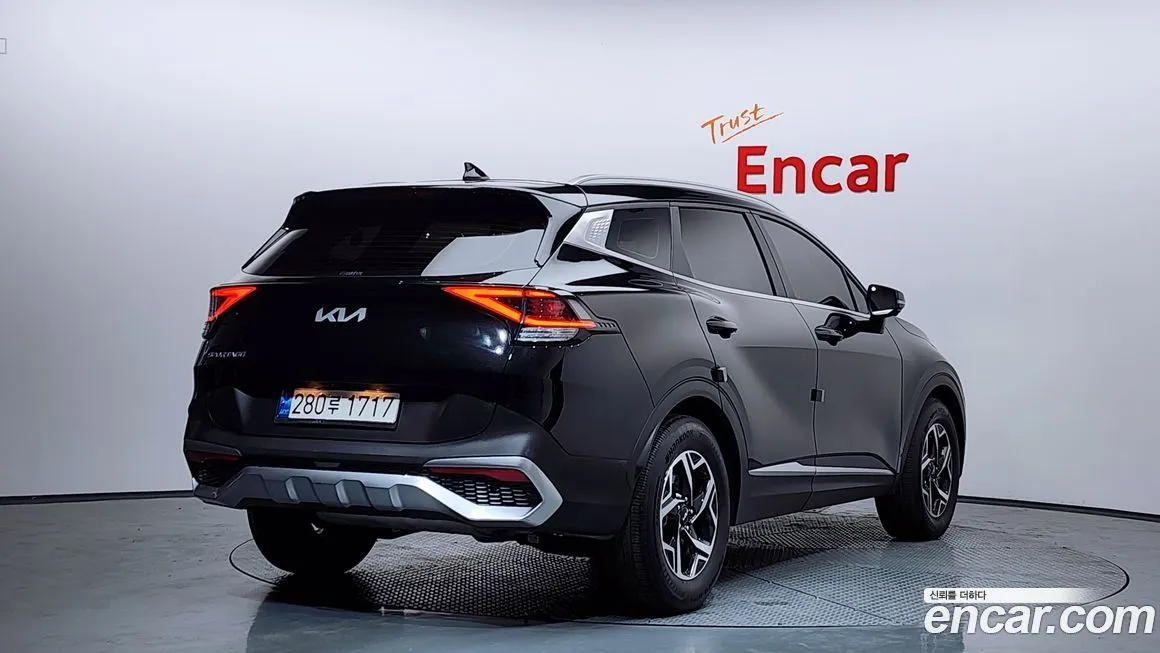 Kia Sportage — фото 10