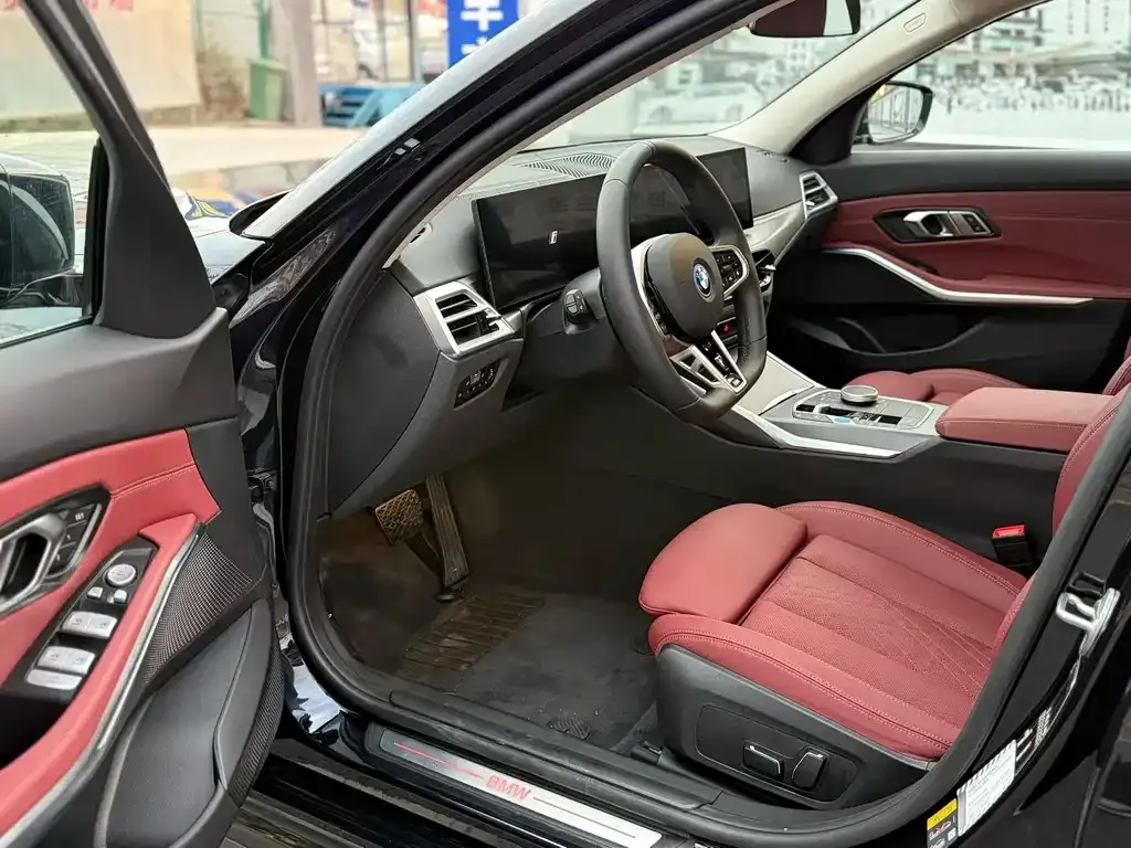 BMW i3 2024 из CN, фото 2