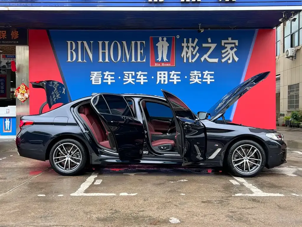 BMW 5 Series — фото 9