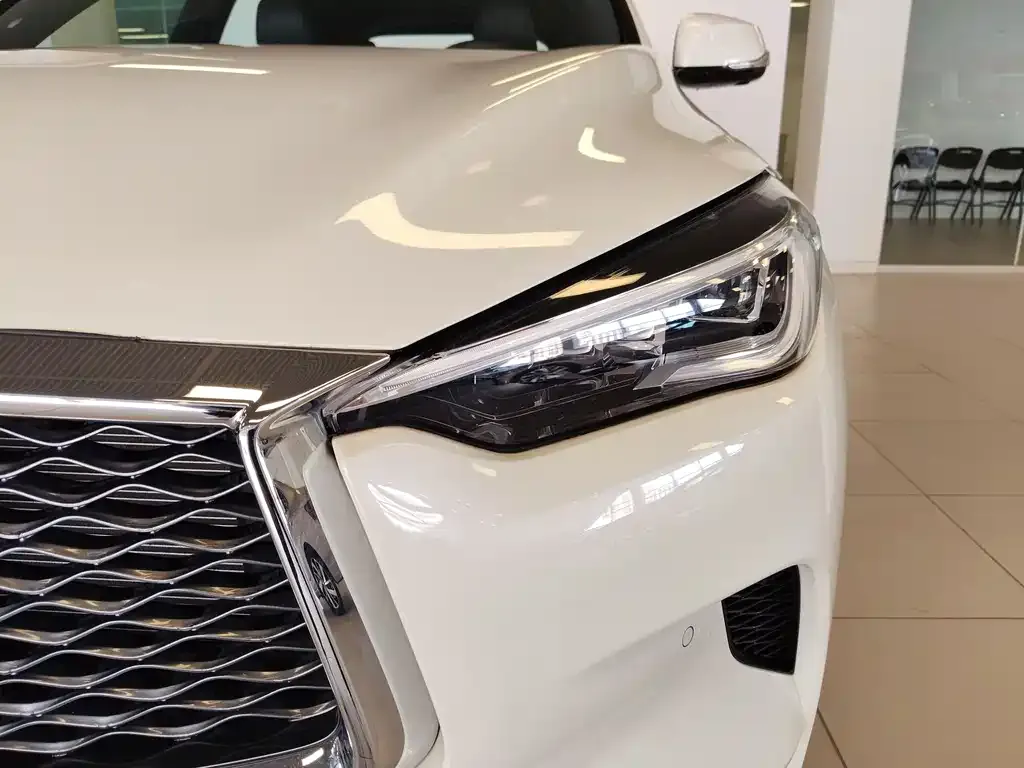 Infiniti QX50 2022 из CN, фото 3