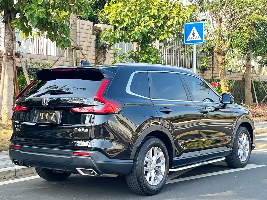Honda CR-V — фото 8