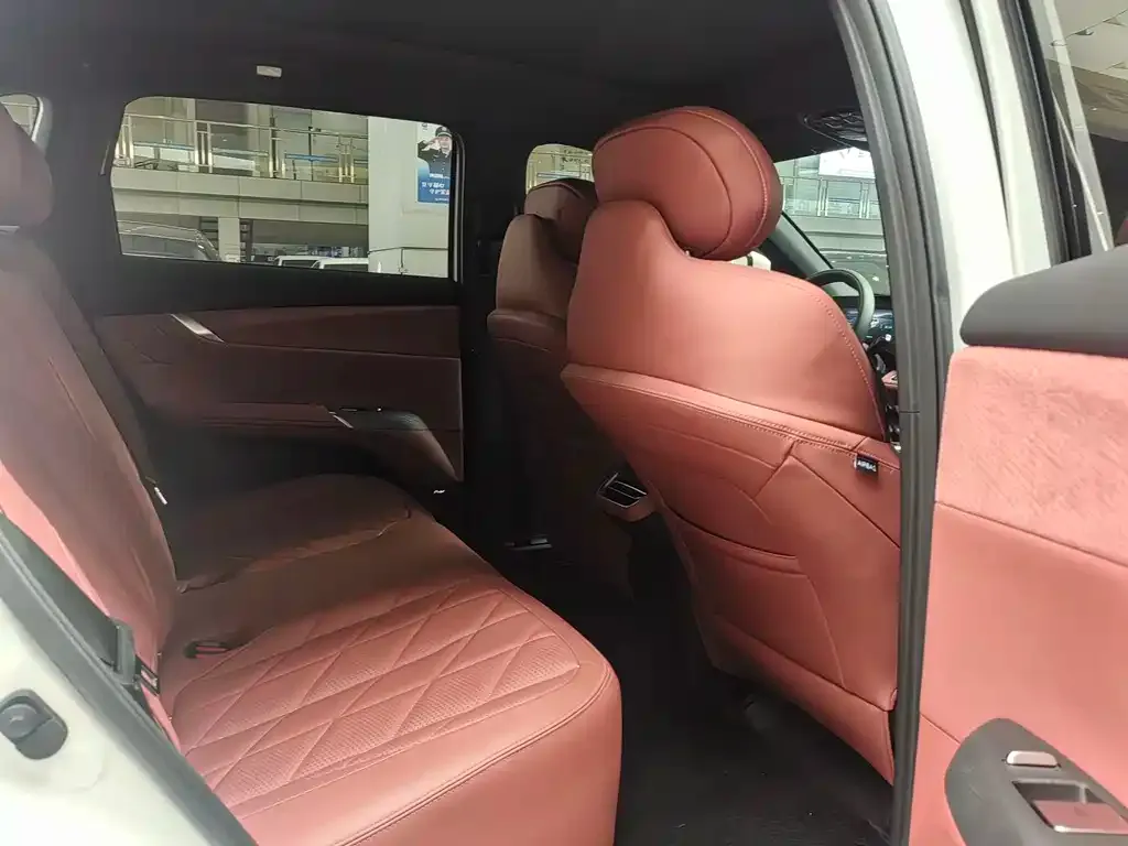 Changan CS75PLUS — фото 2
