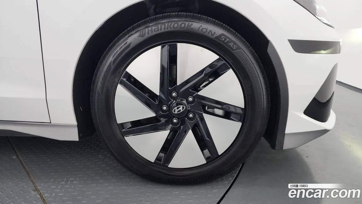 Hyundai Ioniq6 2023 из KR, фото 8