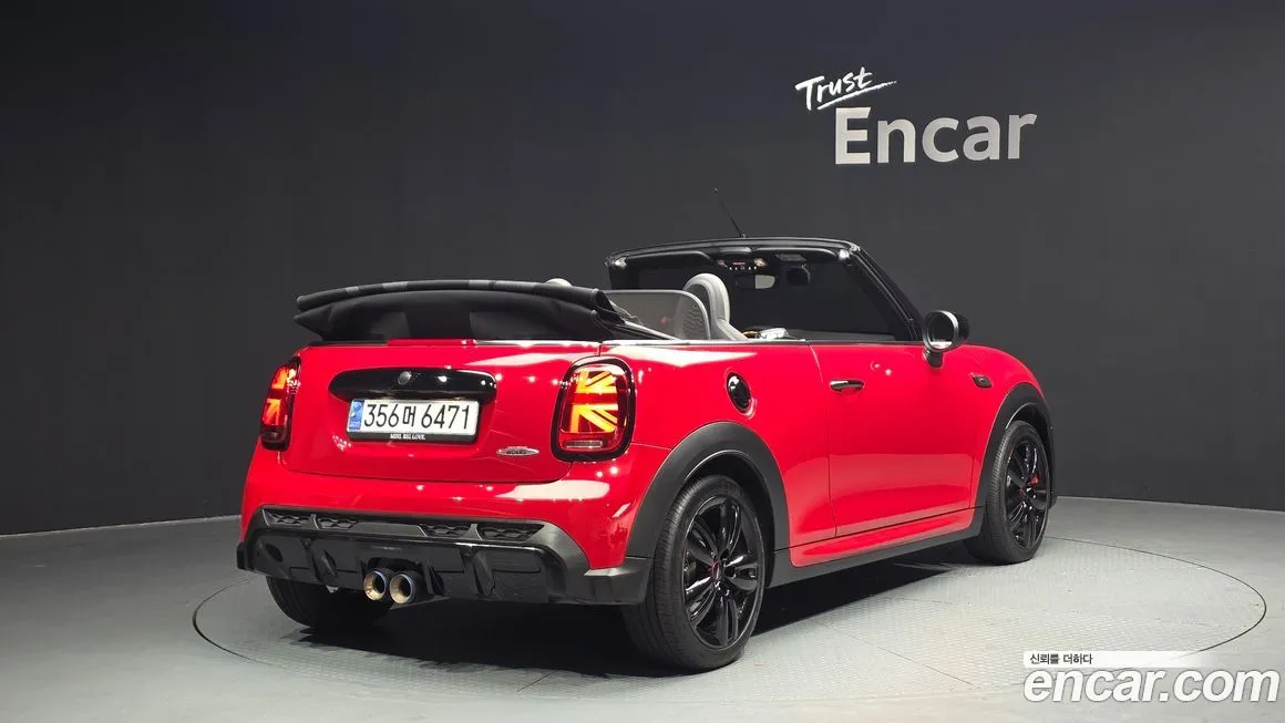 Mini Cooper Convertible — фото 4