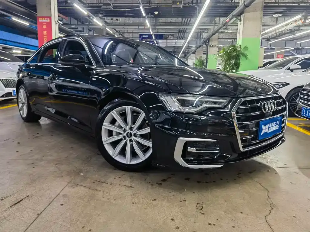 Audi A6L — фото 10