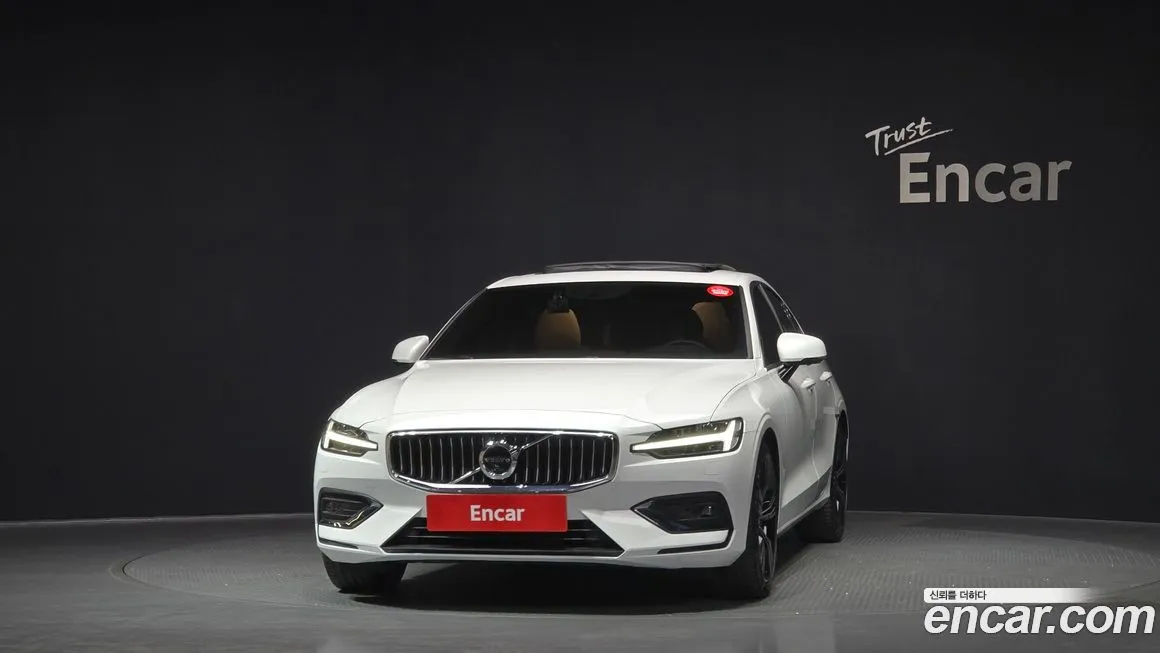 Volvo S60 2021 из KR, фото 3