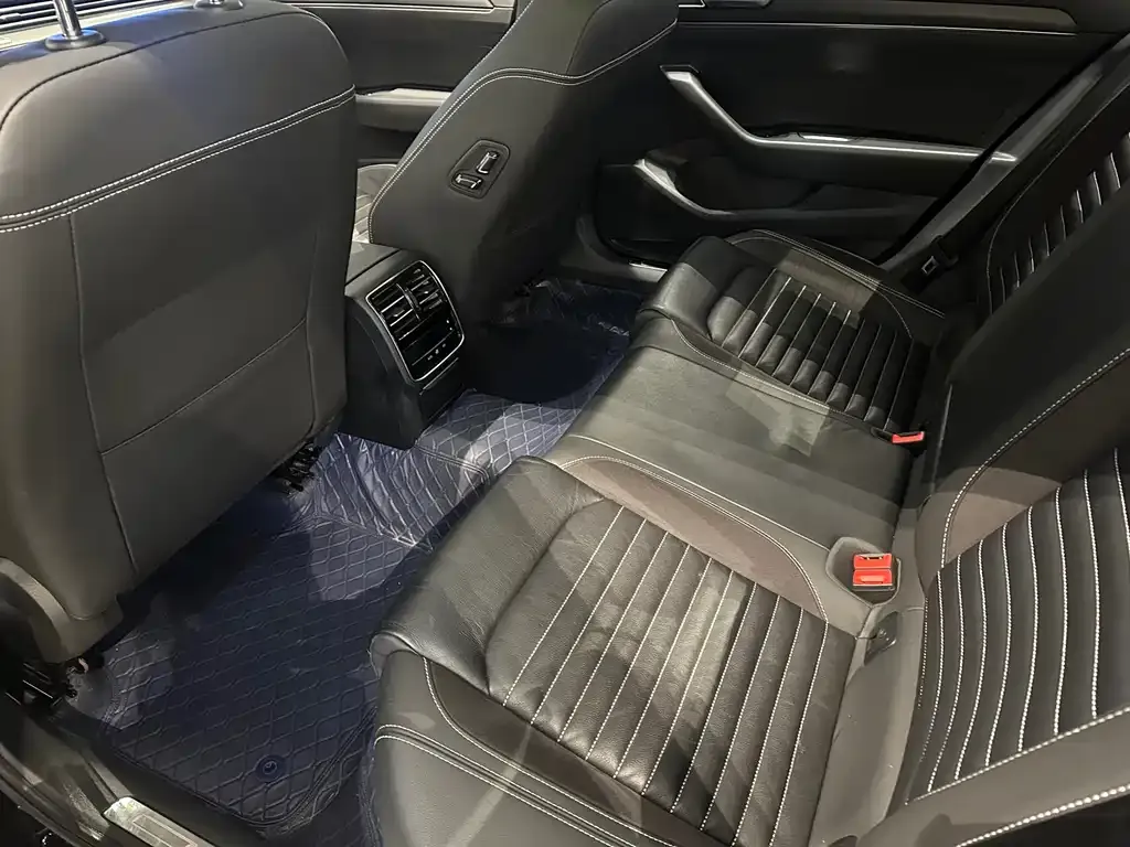 Volkswagen Magotan 2021 из CN, фото 3