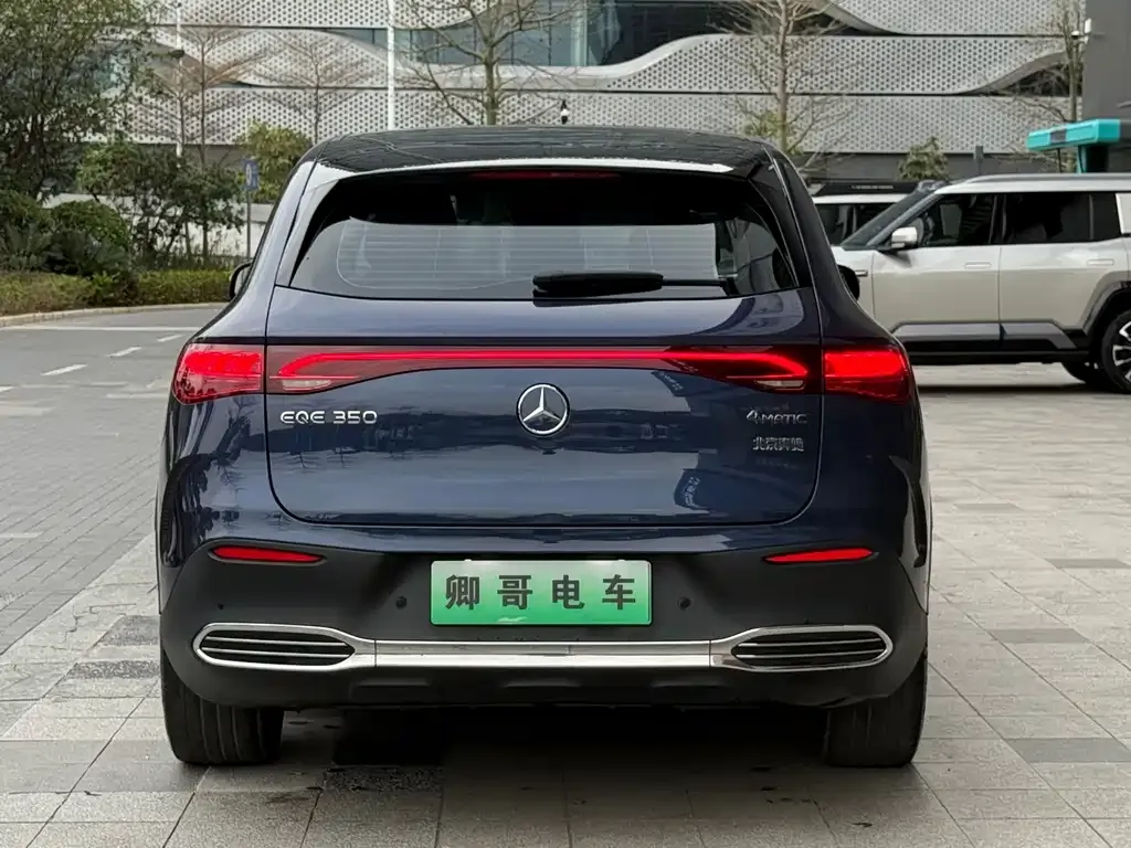 Mercedes-Benz EQE SUV 2023 из CN, фото 5