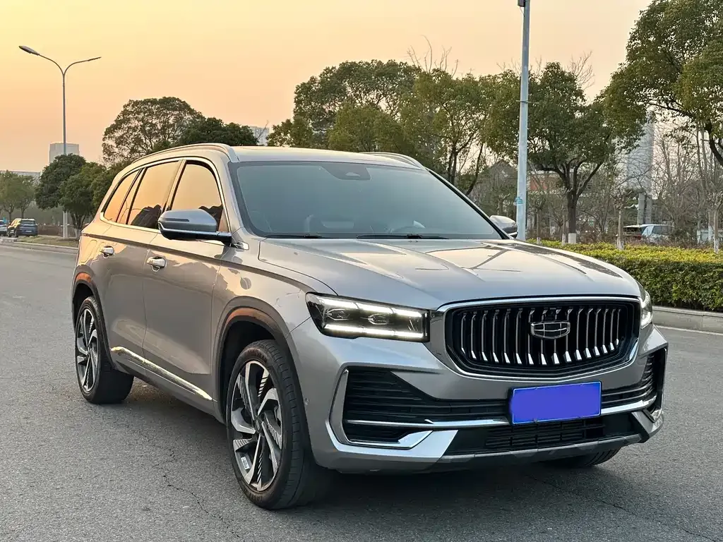 Geely Xingyue L — фото 4