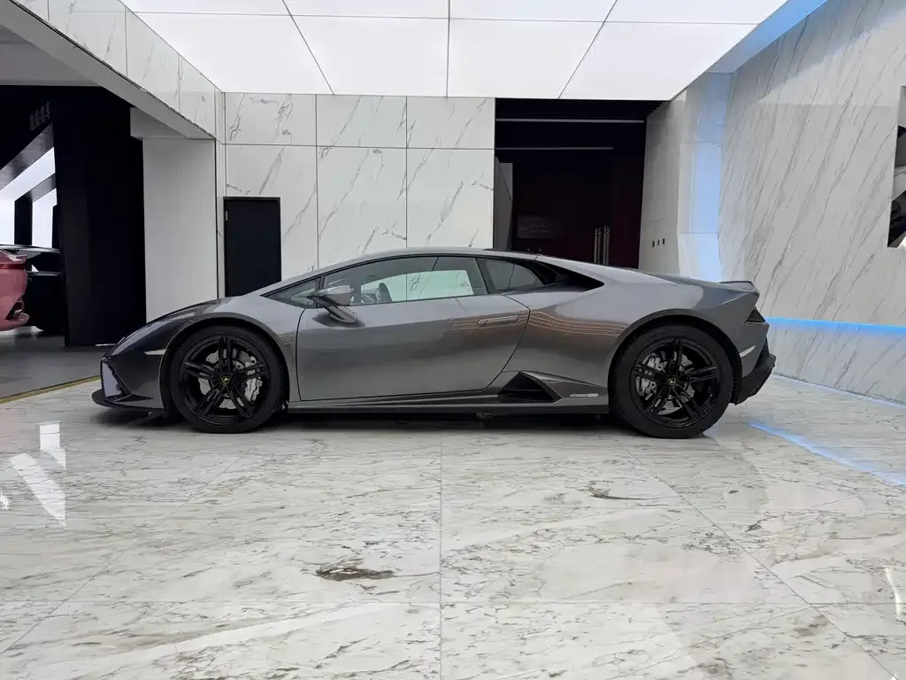 Lamborghini Huracan 2023 из CN, фото 6