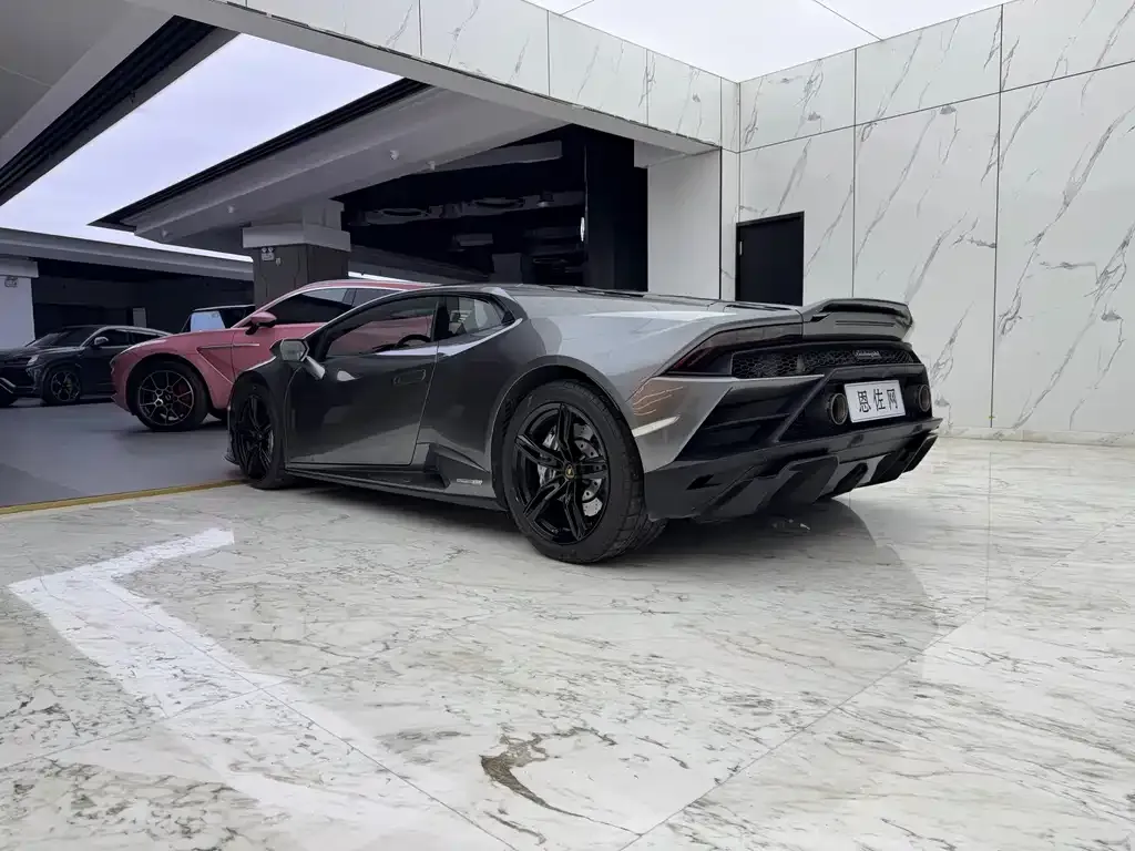 Lamborghini Huracan 2023 из CN, фото 2