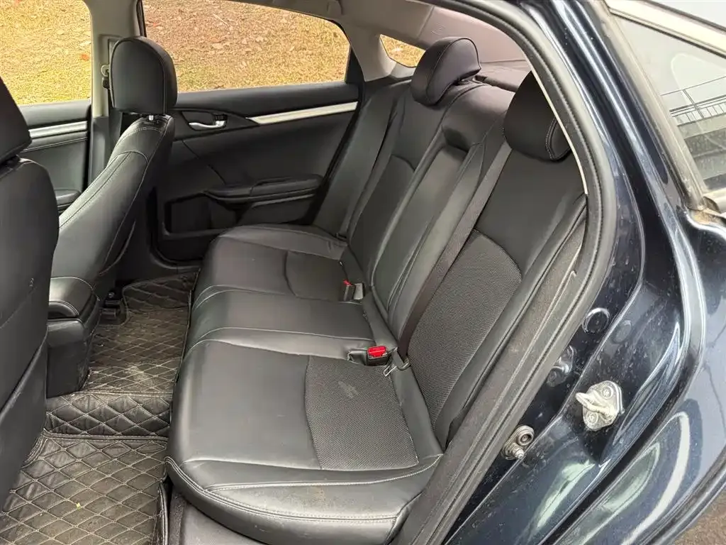 Honda Civic — фото 5