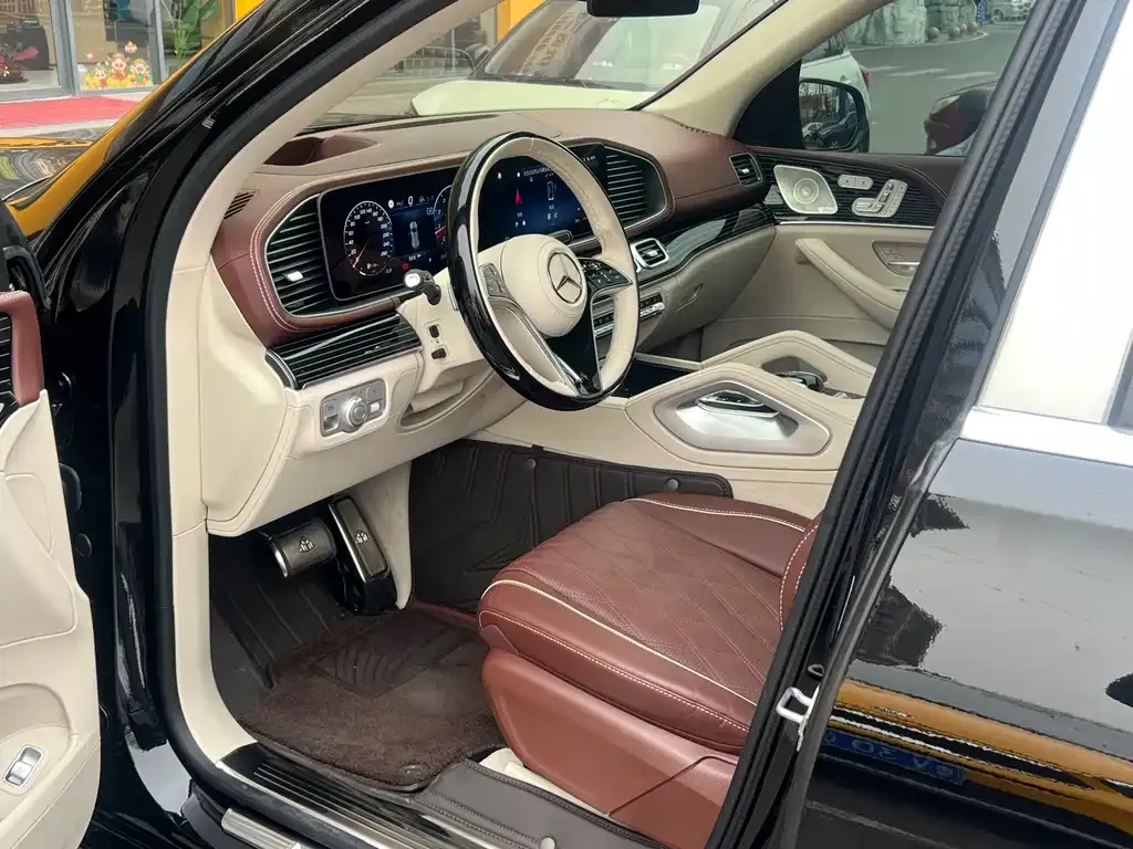 Mercedes-Benz GLS 2025 из CN, фото 2