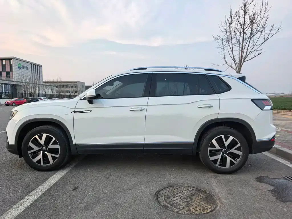 Volkswagen Tayron 2022 из CN, фото 5