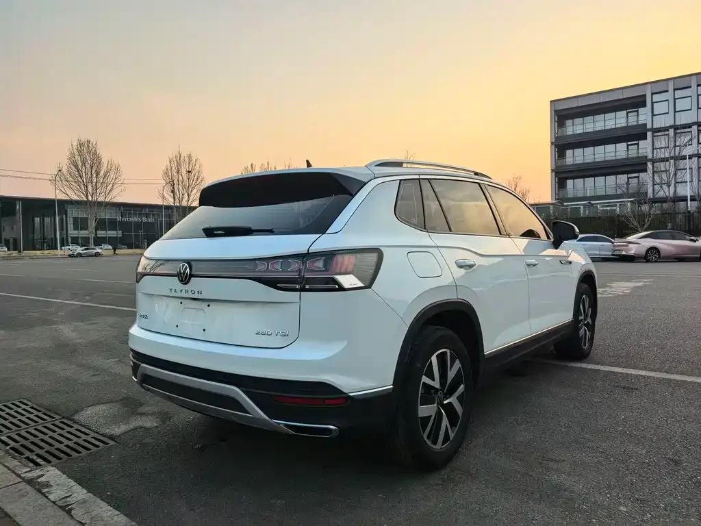Volkswagen Tayron 2022 из CN, фото 4