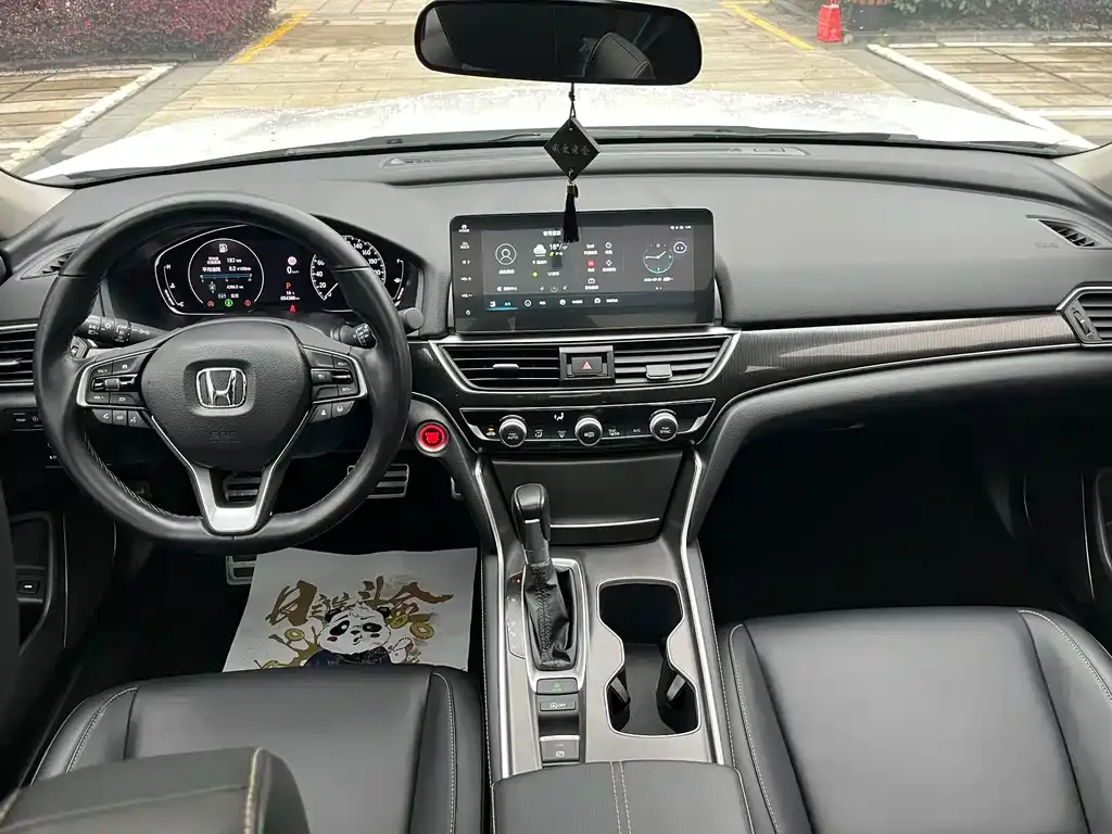 Honda Accord — фото 5