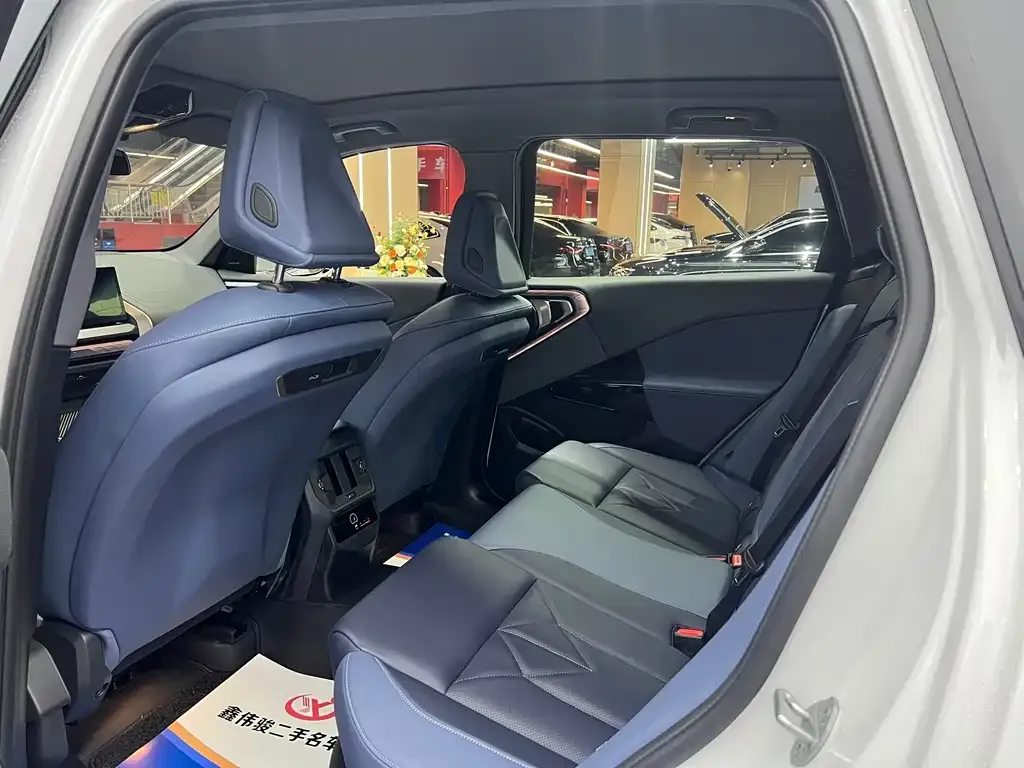 BMW X3 2025 из CN, фото 7