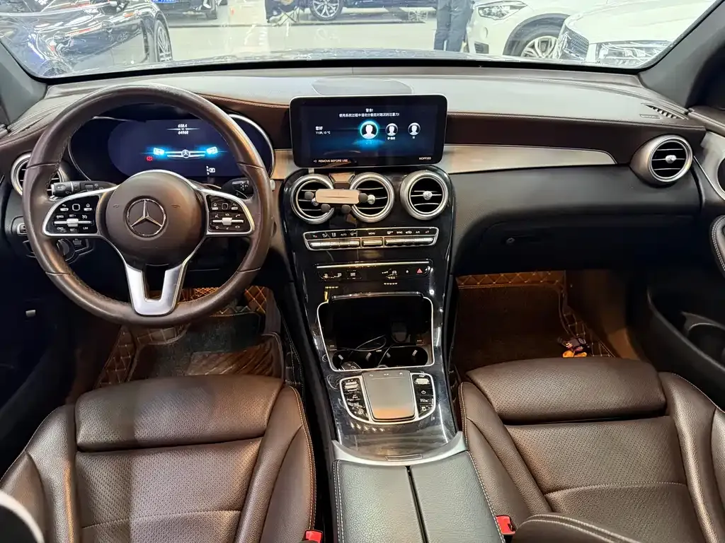 Mercedes-Benz GLC 2023 из CN, фото 9