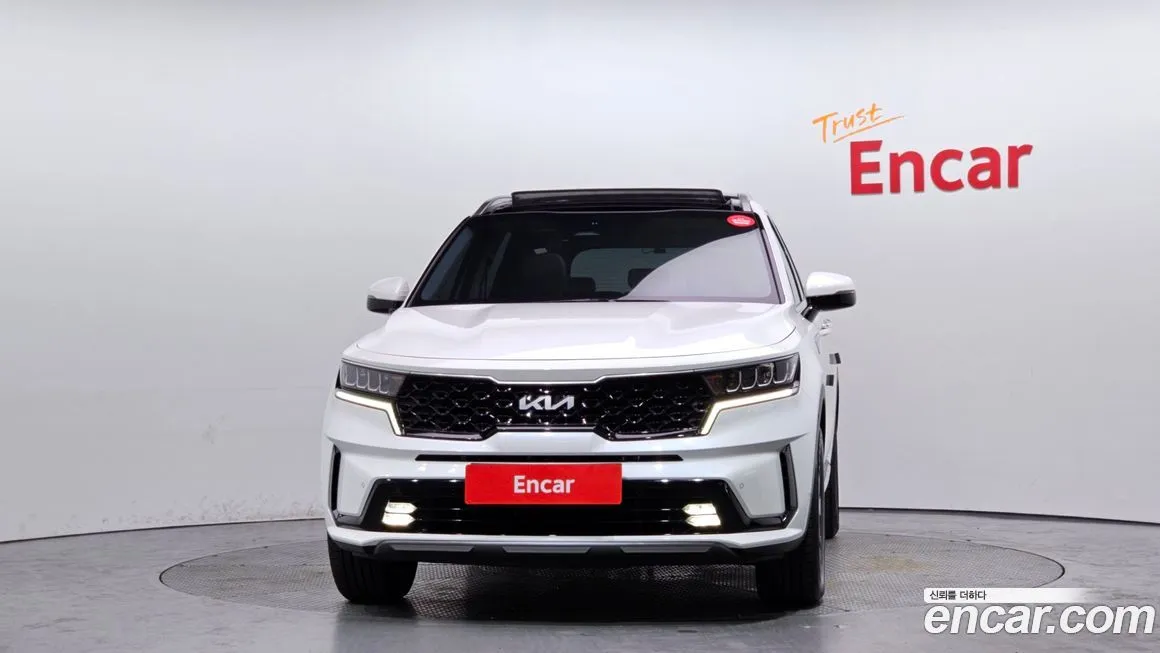 Kia Sorento — фото 6