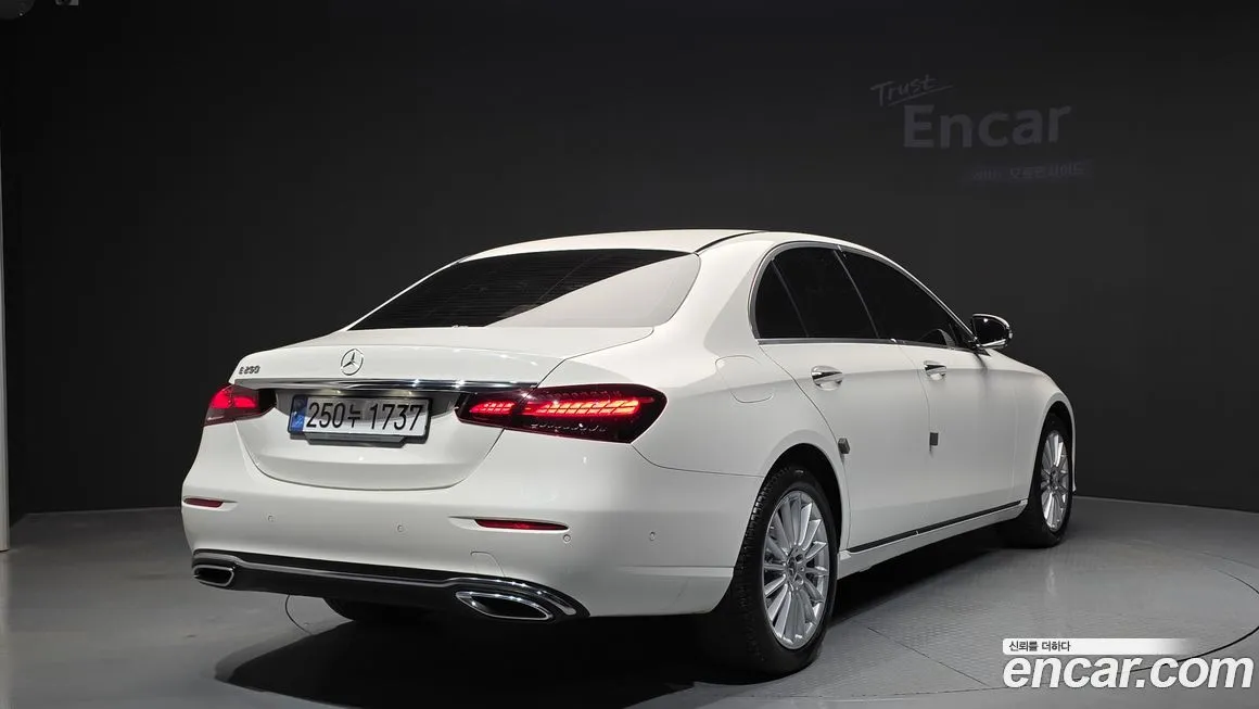 Mercedes-Benz E-Class 2022 из KR, фото 8