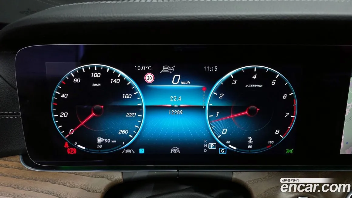 Mercedes-Benz E-Class 2022 из KR, фото 4