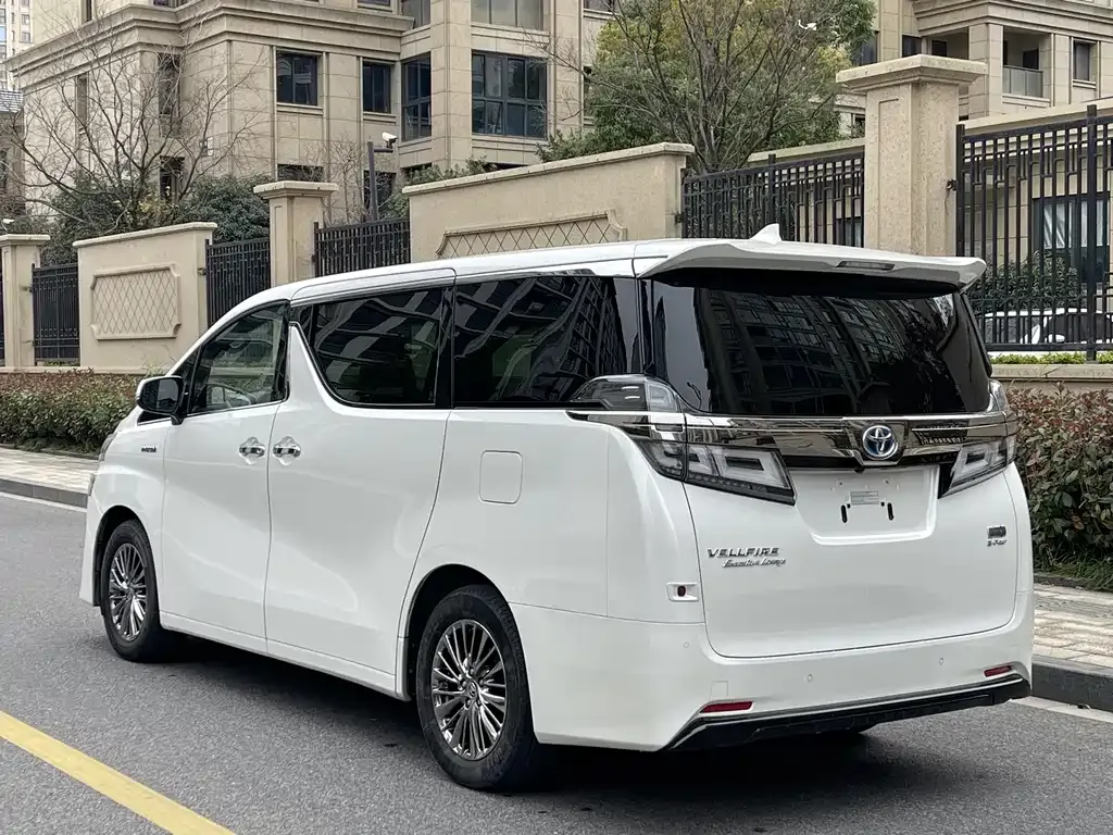 Toyota Vellfire 2021 из CN, фото 7