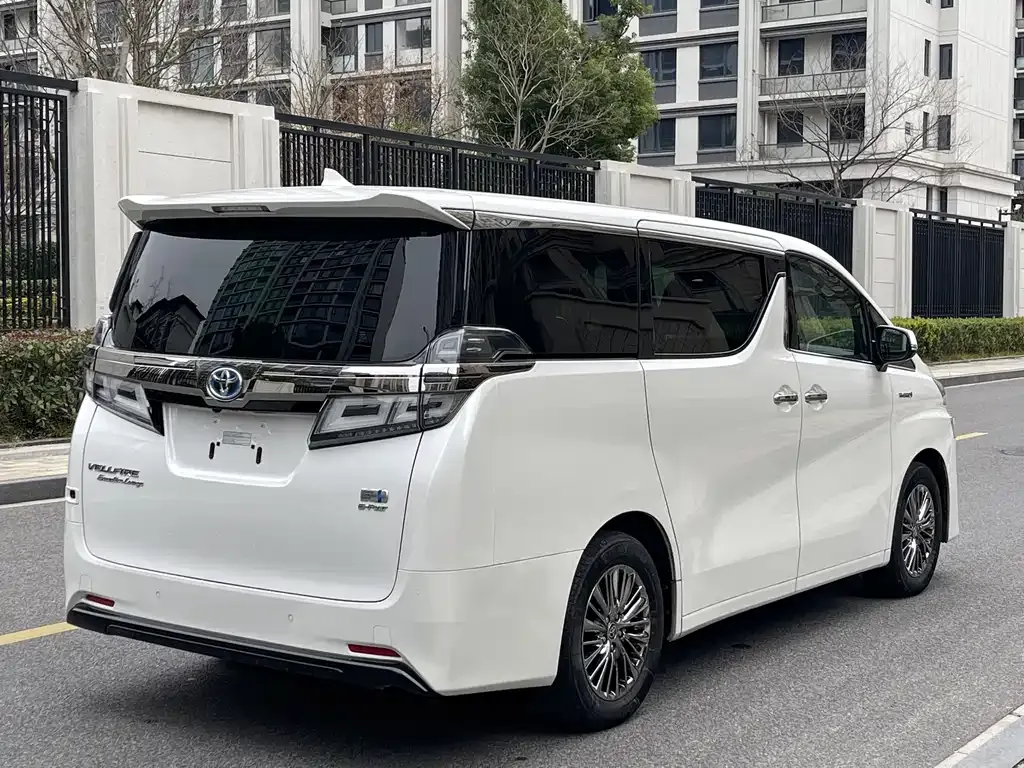 Toyota Vellfire 2021 из CN, фото 4