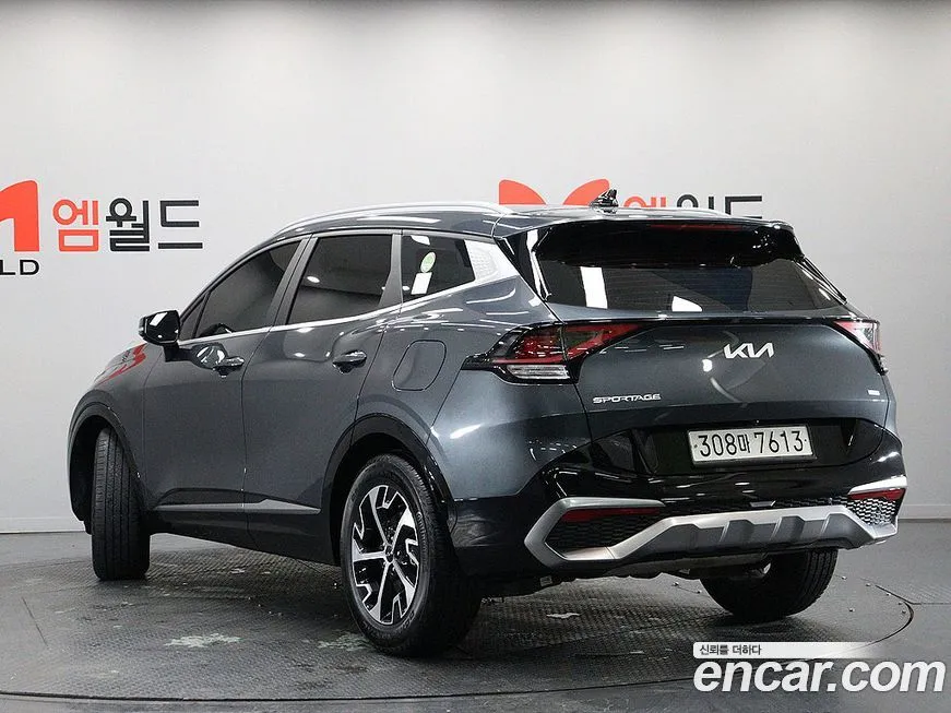 Kia Sportage — фото 8