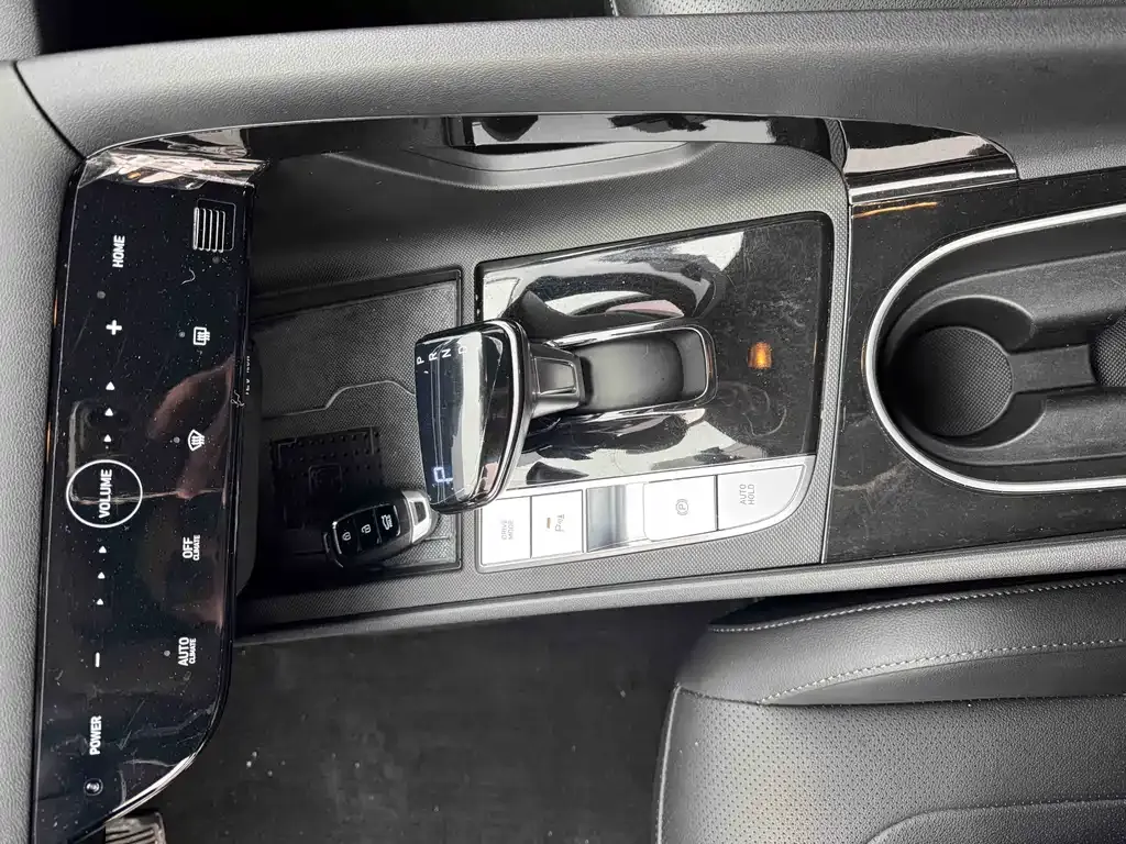 Hyundai Elantra 2022 из CN, фото 6
