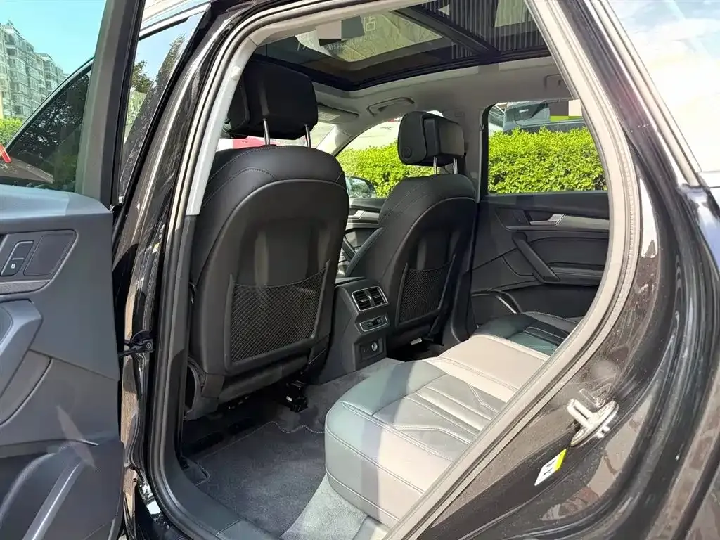 Audi Q5L 2023 из CN, фото 7