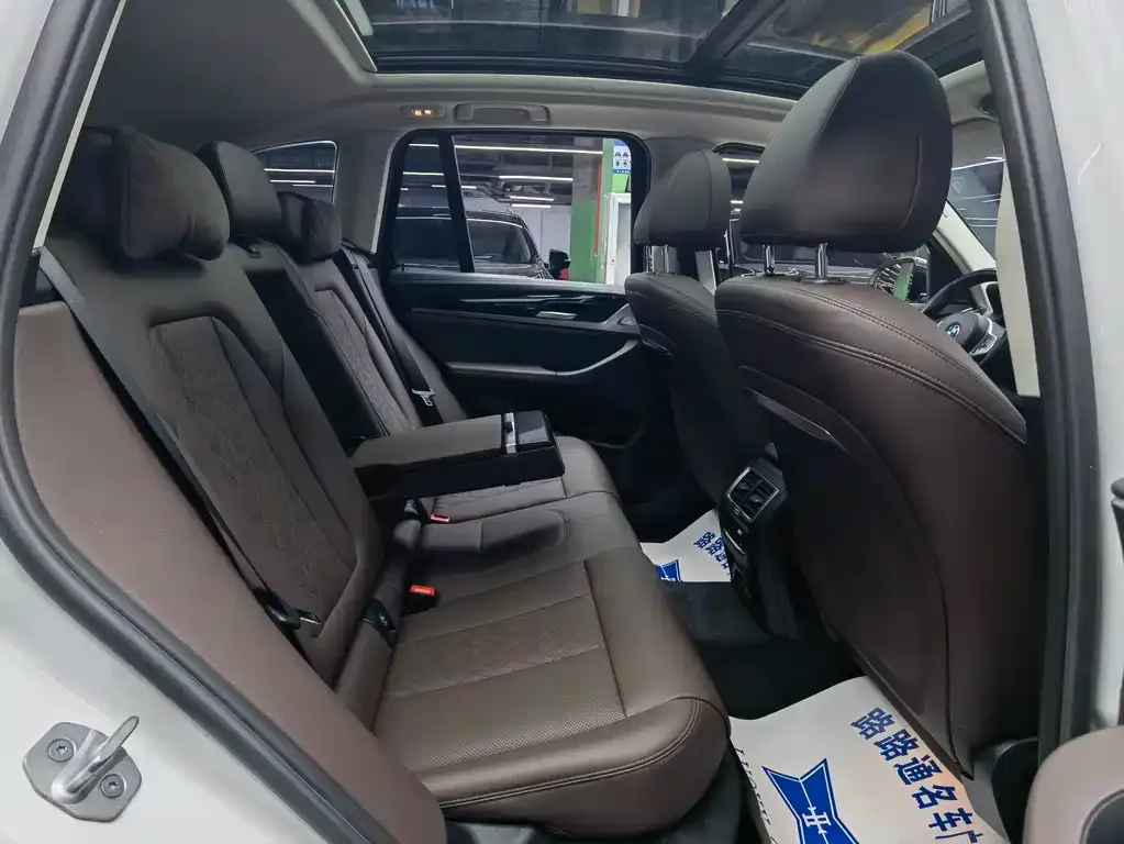 BMW X3 2023 из CN, фото 2