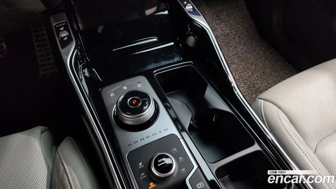 Kia Sorento — фото 9