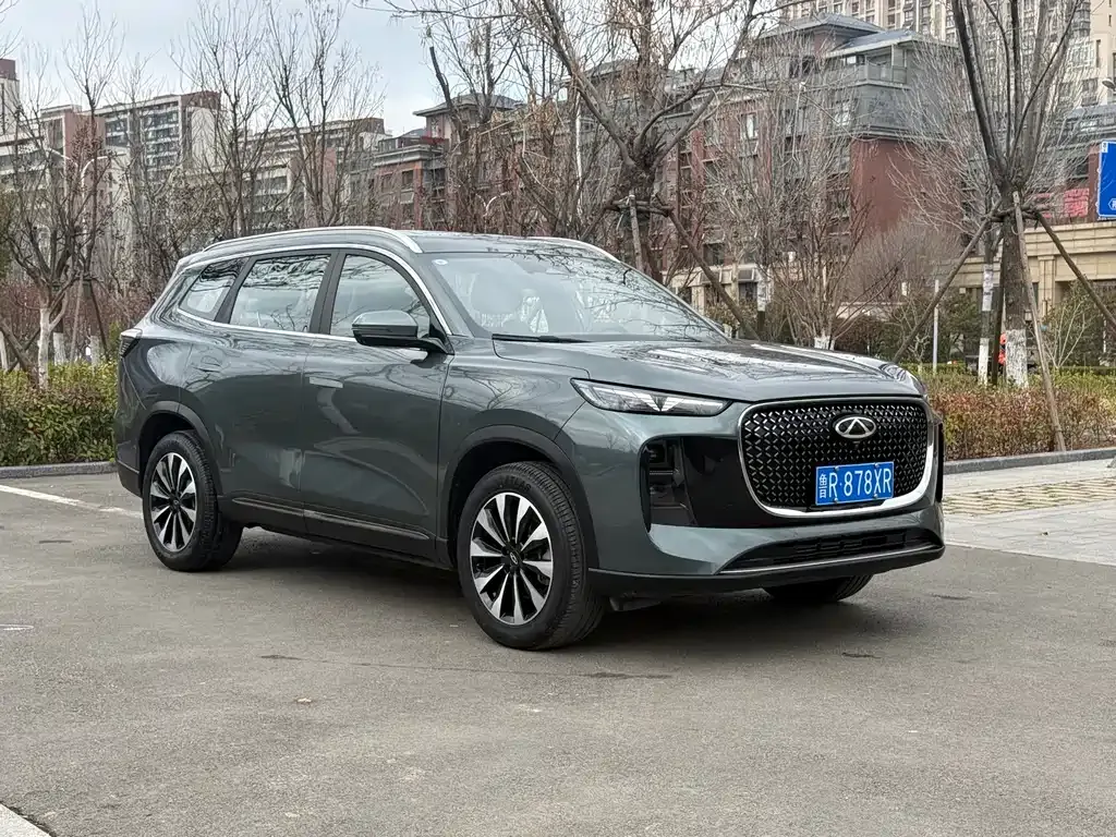 Chery Tiggo 8 PLUS — фото 9