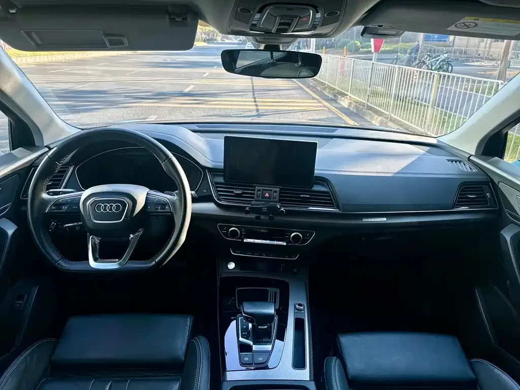 Audi Q5L 2021 из CN, фото 8