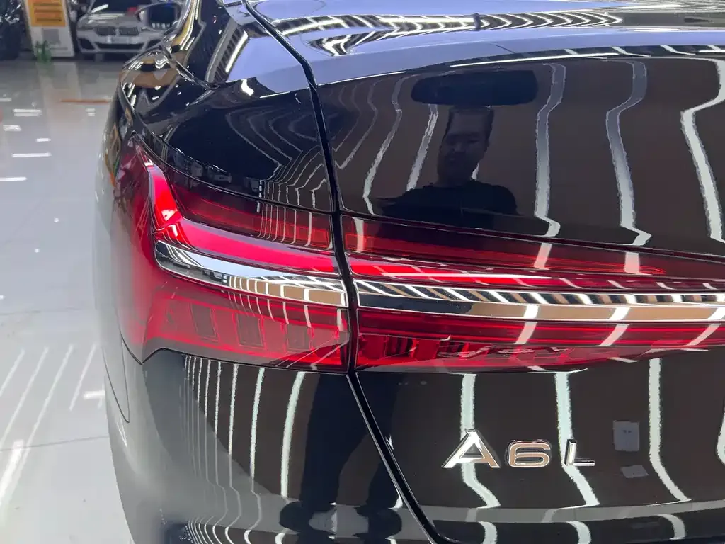 Audi A6L 2022 из CN, фото 2