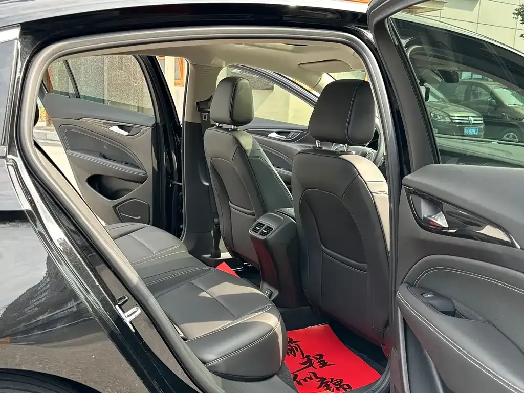 Buick Regal — фото 2