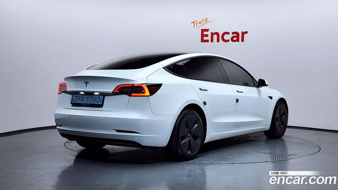 Tesla Model 3 2022 из KR, фото 5