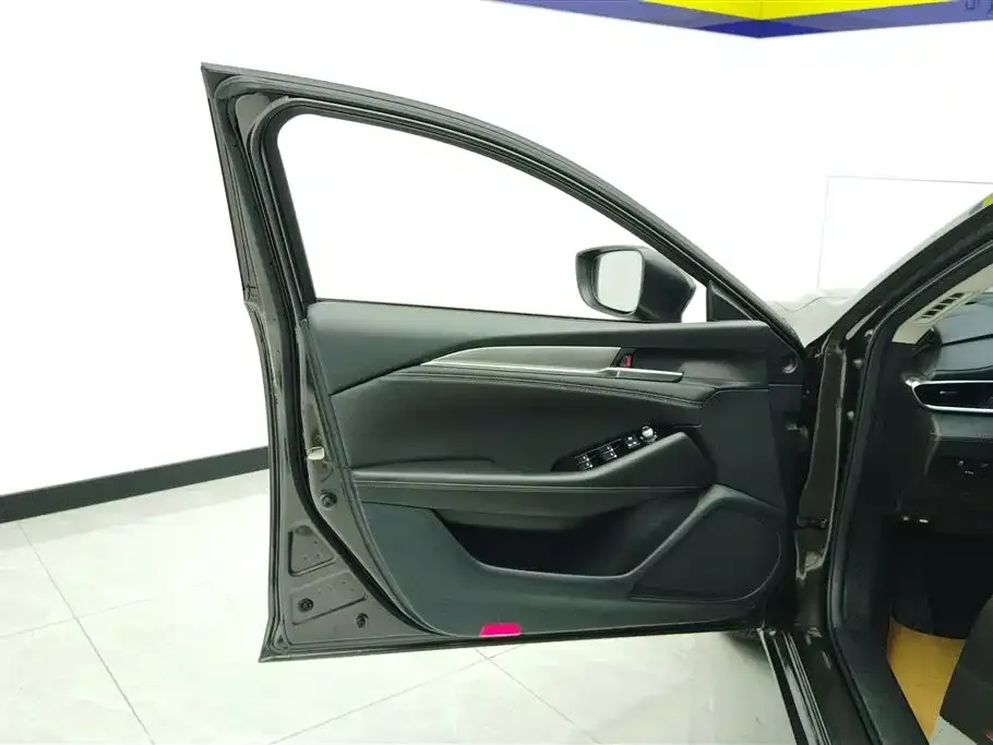 Mazda Atenza 2021 из CN, фото 3
