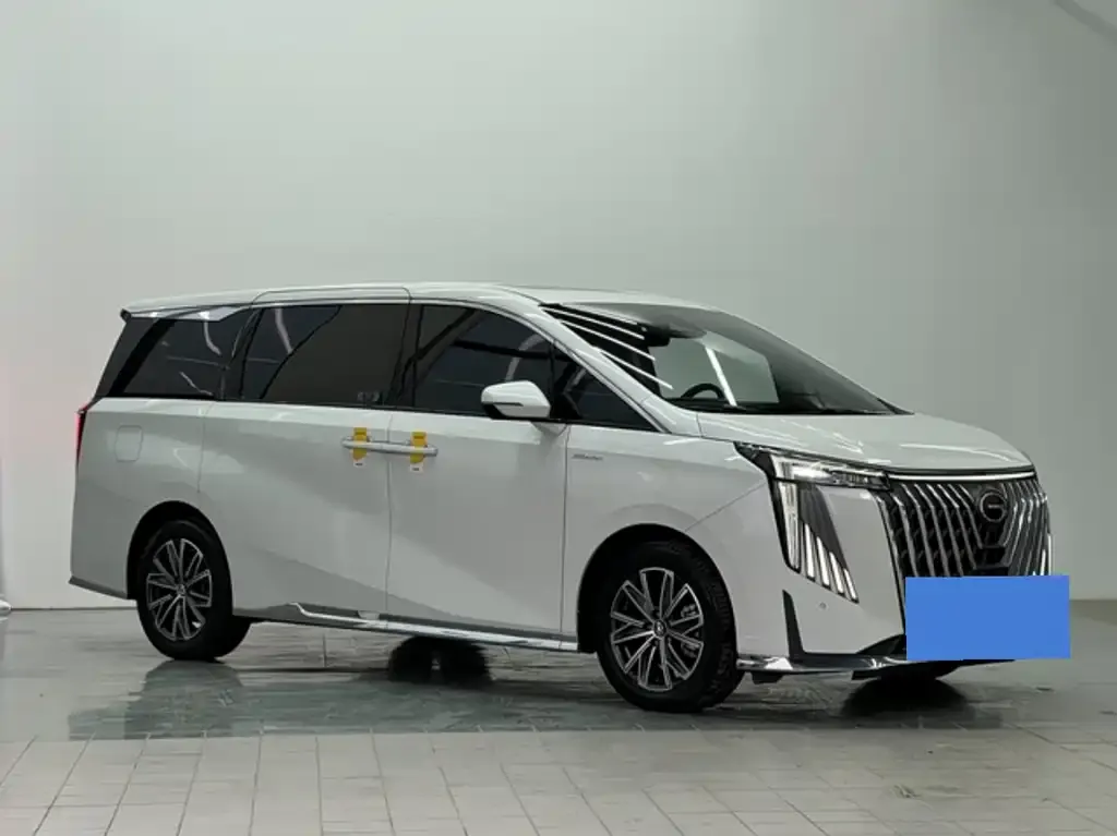 GAC Motor Trumpchi M8 — фото 2