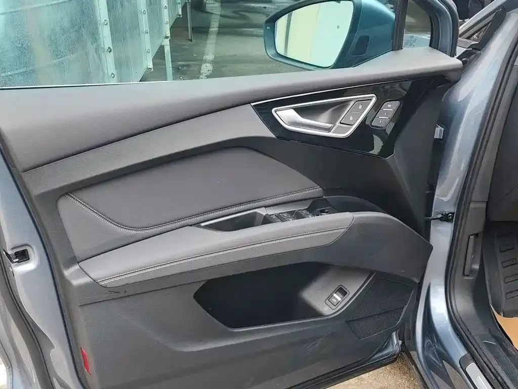 Audi Q4 e-tron 2023 из CN, фото 6