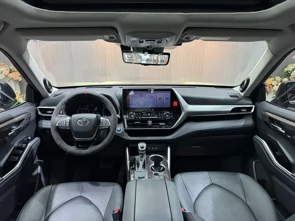 Toyota Highlander 2022 из CN, фото 8
