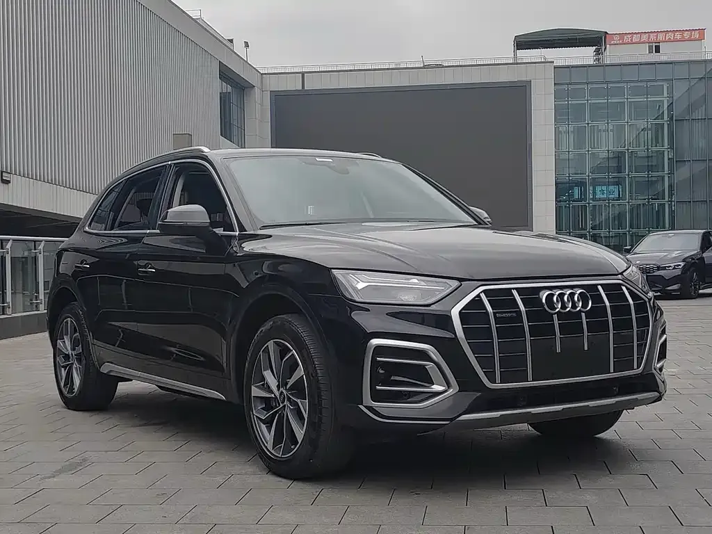 Audi Q5L 2023 из CN, фото 3
