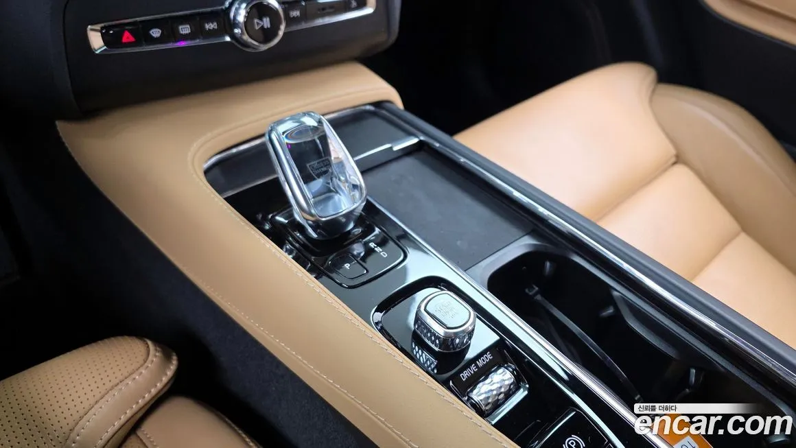 Volvo XC90 2021 из KR, фото 3