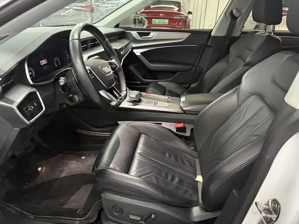 Audi A7 2022 из CN, фото 9