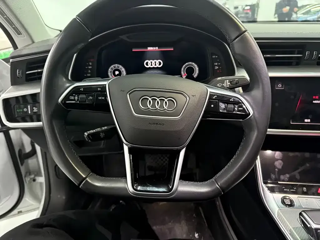 Audi A7 2022 из CN, фото 6