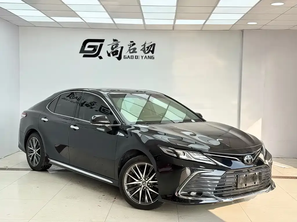 Toyota Camry 2023 из CN, фото 4