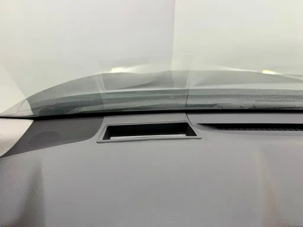 Toyota Camry 2023 из CN, фото 2