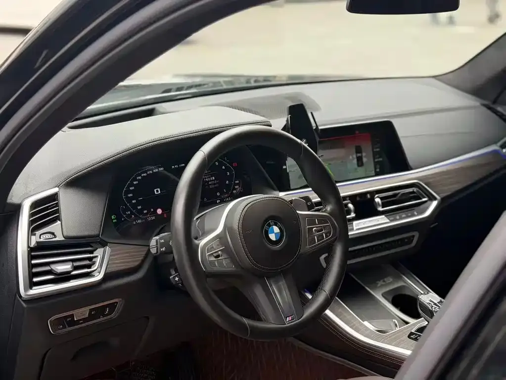 BMW X5 2023 из CN, фото 2