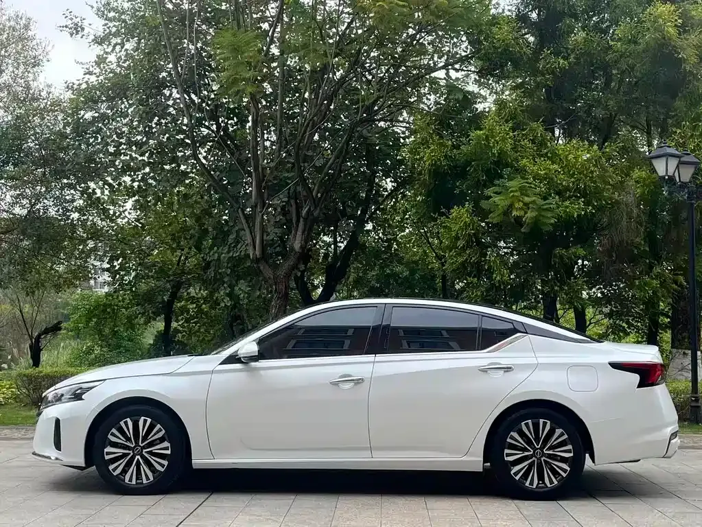 Nissan Teana 2024 из CN, фото 5