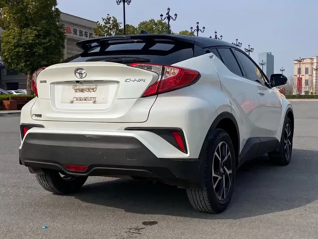 Toyota C-HR 2021 из CN, фото 2